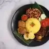 memejeng